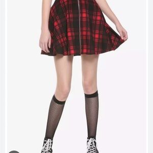 Hot Topic Plaid Skater Skirt Red Black Zipper Front Mini Women's Size MD